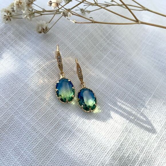Jewelry - Zircon ombré drop earrings  💙💚
